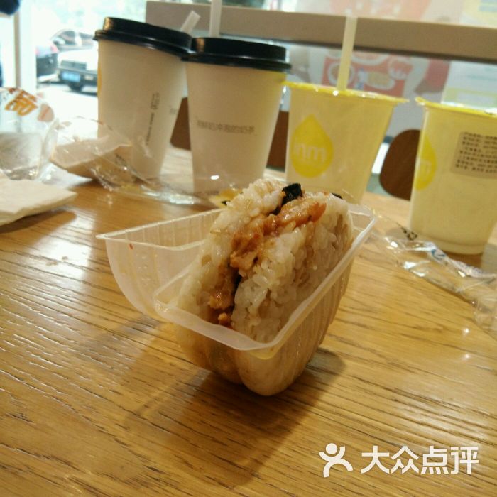 一鸣真鲜奶吧(宾虹路店)米汉堡图片 - 第2张