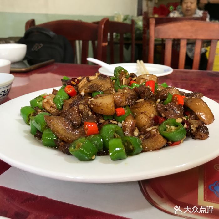 辣炒猪头肉