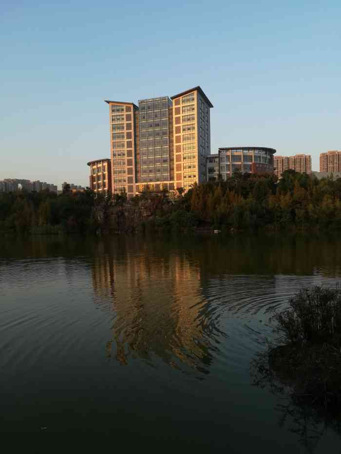 四川师范大学成龙校区图书馆