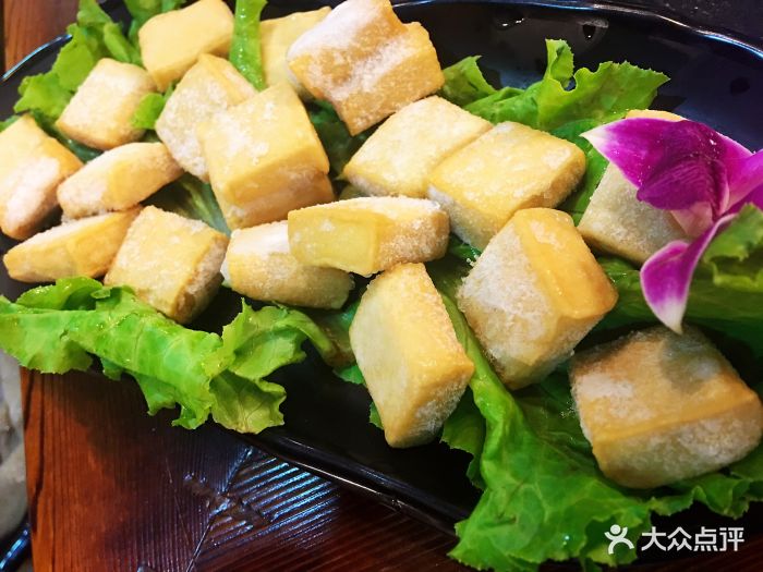 江城记忆重庆老灶火锅(石景山当代商城店)鱼豆腐图片 - 第17张