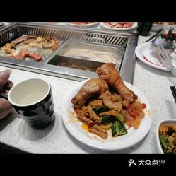 嗨吃围炉烤肉火锅自助(摩尔城店)