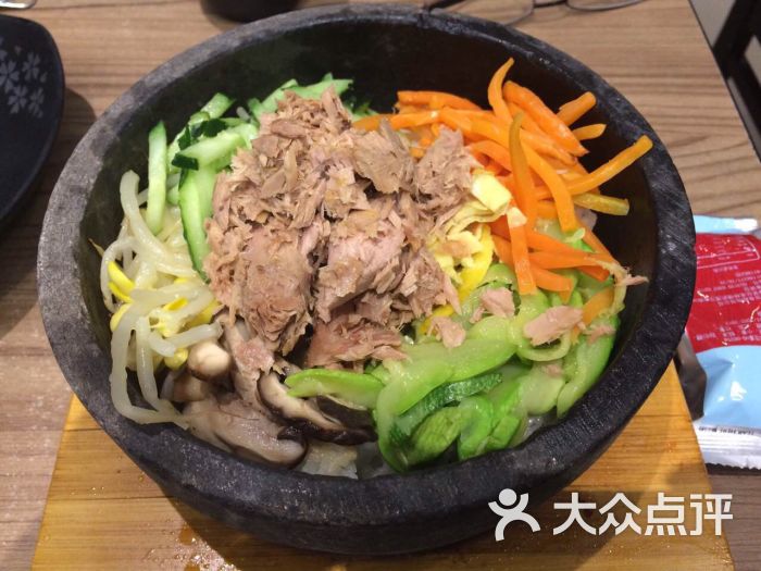 友丽拌饭(万达广场宝山店)金枪鱼石锅拌饭图片 - 第1张