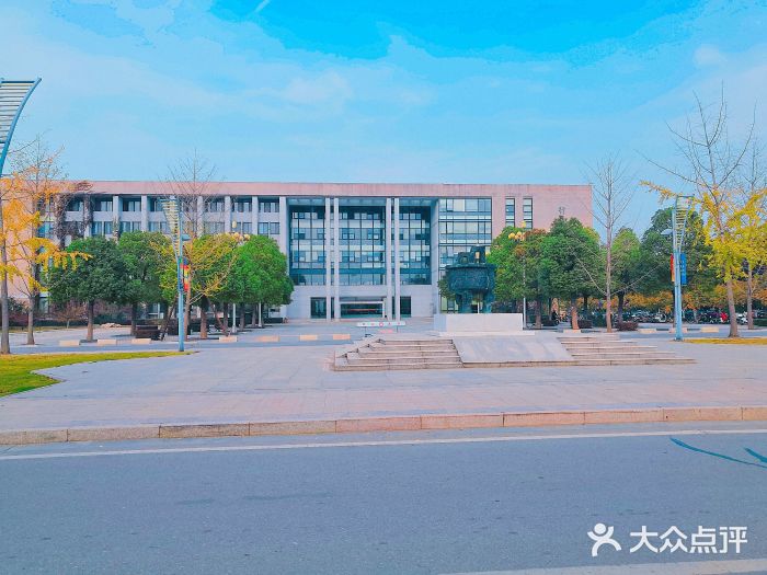 中国矿业大学(南湖校区)图片