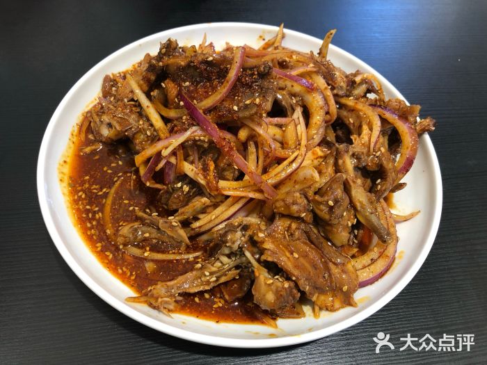 何记回味鸡架拌面(大商新玛特店)拌鸡架图片