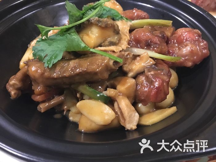 鲍鱼掌亦焖鸡
