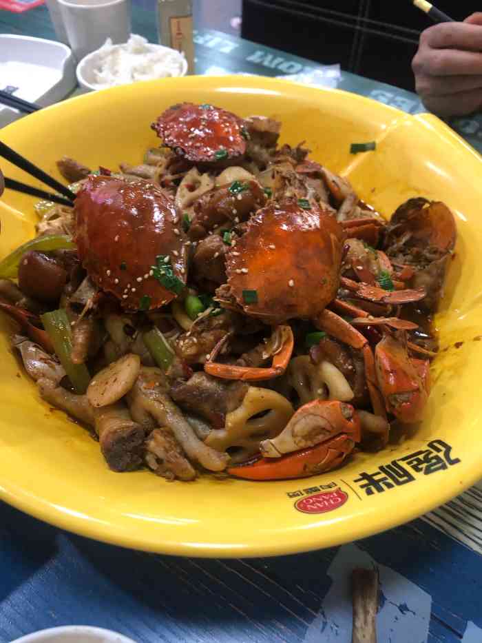 馋胖肉蟹煲(东方城店"目前城阳鸡公煲吃的最过瘾的吧[调皮.