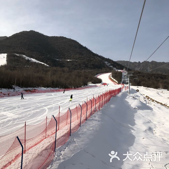 鳌山滑雪场