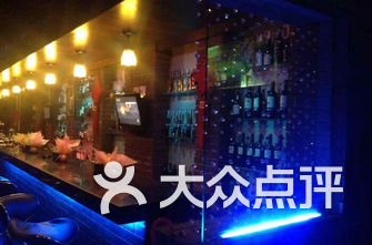 大连酒吧排名_大连tt酒吧陈世镇图片(2)