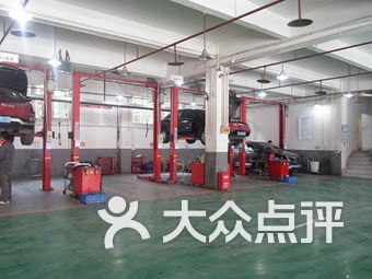 重庆金童路地铁站美容洗车-重庆金童路地铁站美容洗车
