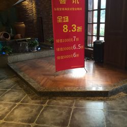 理疗店是什么场所 IhonzSnm2s31HJwy4M_s8ytLC78y5VUjG0CCSLAYhXqMJZYrLhxg9hJCgiMMDCU0F5u7J_jS4MuCaeLAHD0KTg.jpg