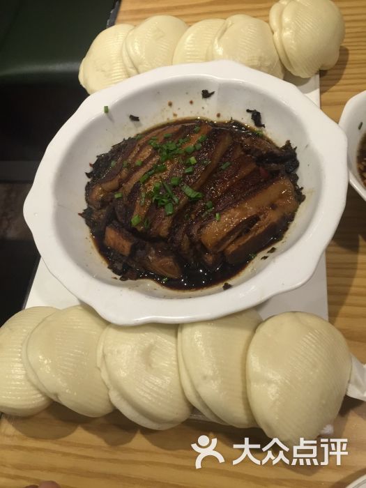 浏阳扣肉夹馍