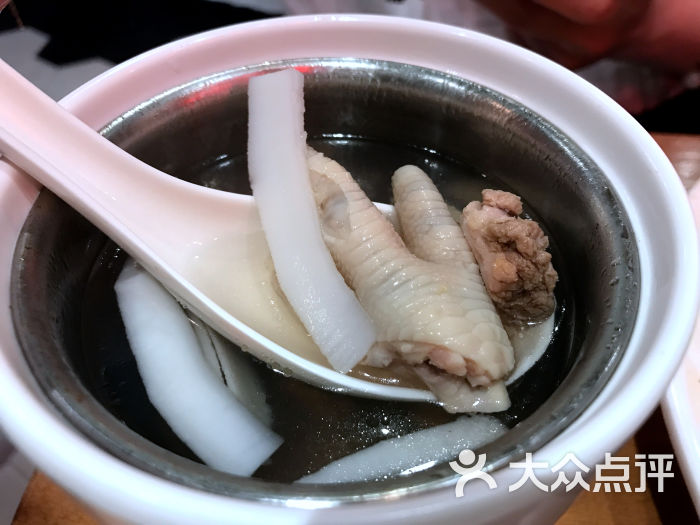 港东道烧腊茶餐厅(天一店)鸡脚响螺炖海底椰图片 - 第5张