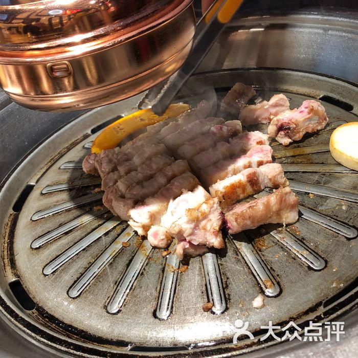 炉子旁烤肉(恒隆广场店)一根排骨五花肉图片 第2张