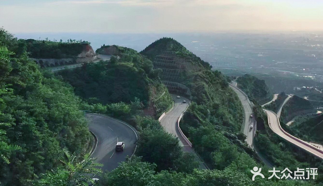 骊山最美环山公路