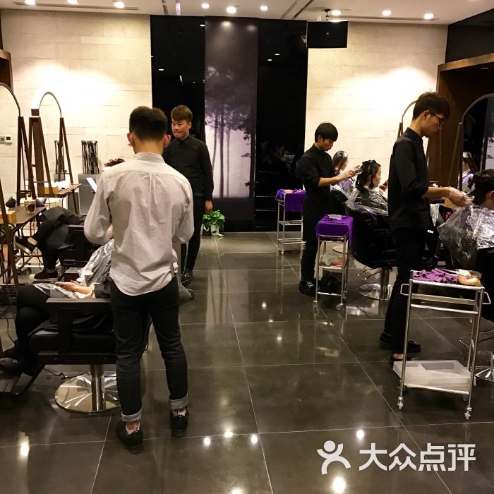 sweet salon日系杂志沙龙(鲁商凯悦店)的点评