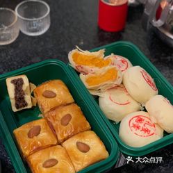 泸溪河桃酥(白玉兰广场店)的紫米方酥好不好吃?用户评价口味怎么样?