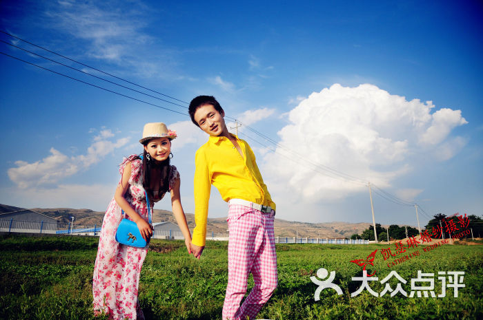 甘谷婚纱摄影_甘谷大象山(3)