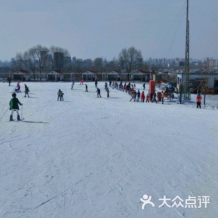 长治神农滑雪场