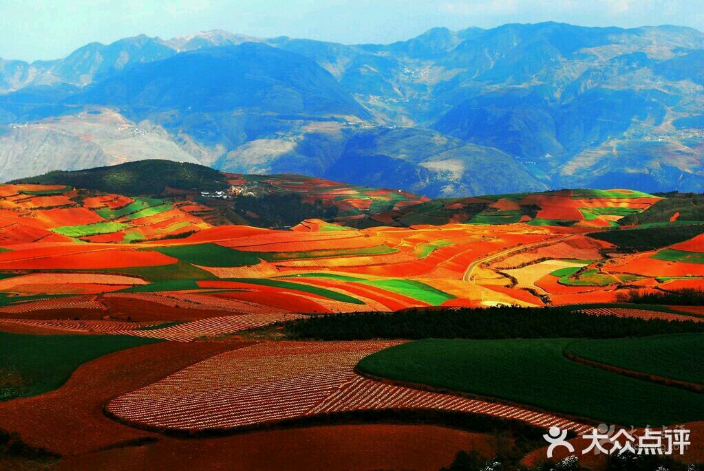 红土地风景区图片