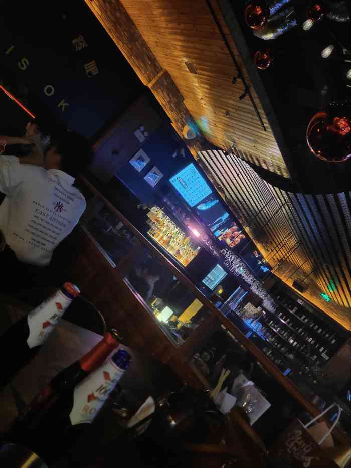 ok公社酒吧·livehouse&lounge(休门店)-"老大中了他