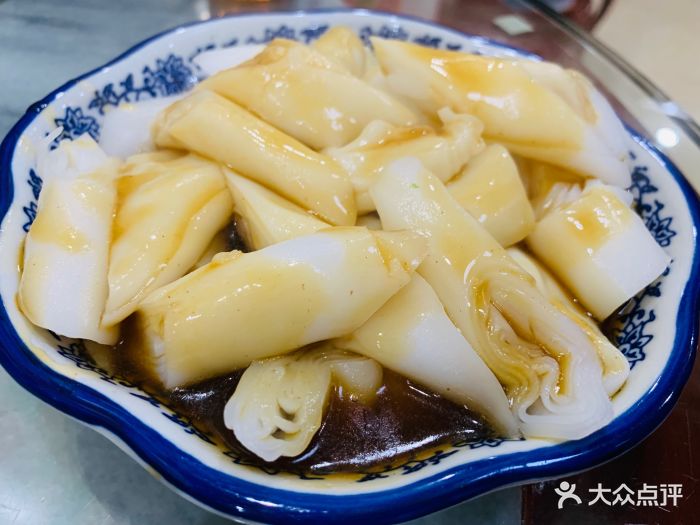 食盈碗仔翅(心谊路店)腩汁猪肠粉图片 - 第35张