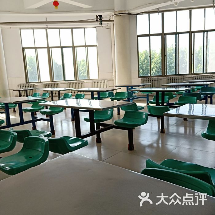 青岛大学仁园餐厅