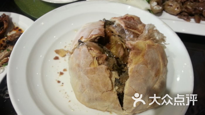 荷叶包鸡