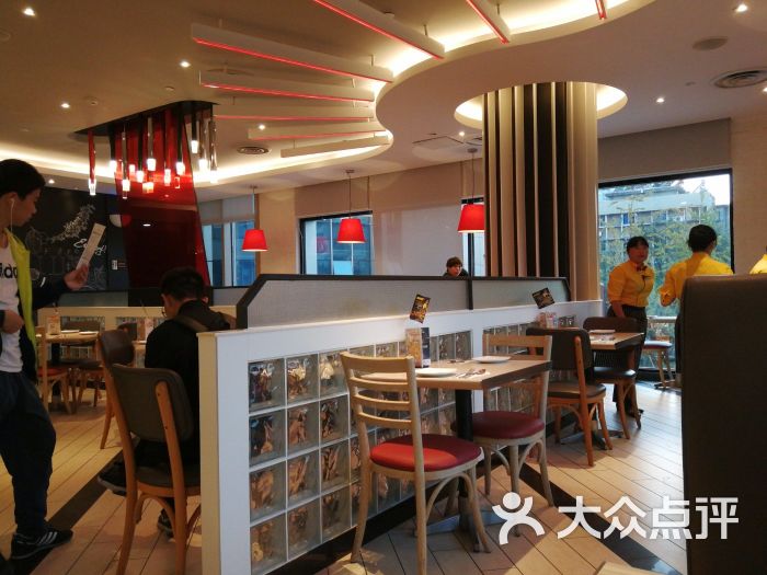 必胜客(杭州建德盛德店)图片 第1张