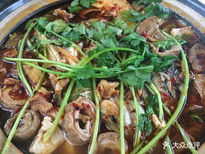 鱼头大肠煲
