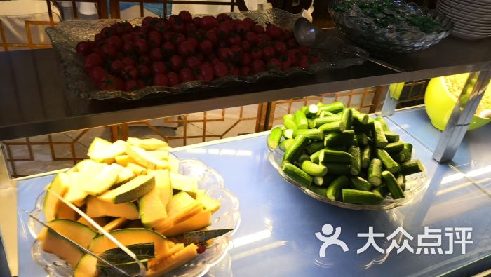 眉州东坡(王府井店)自助水果台图片 第6张