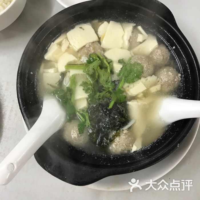 豆腐丸子砂锅