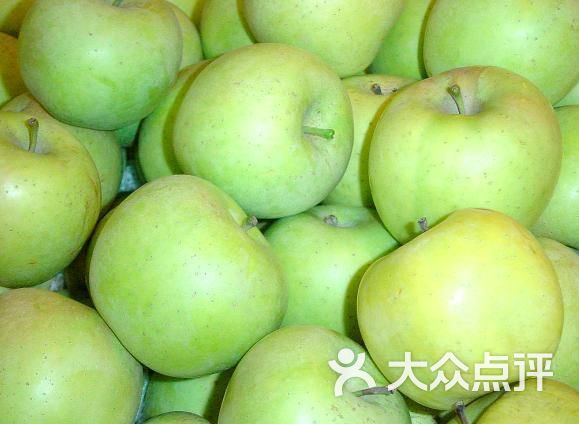 富士青苹果 6元1斤