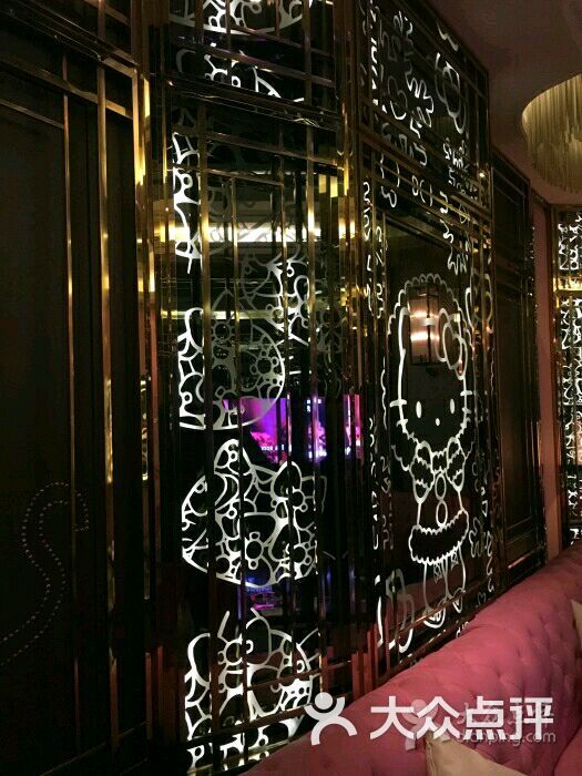 哈尔滨奥斯卡酒吧贵吗