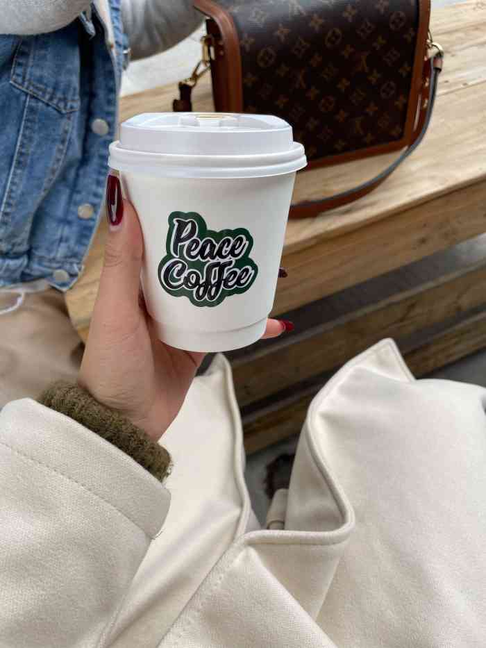 peacecoffee分享一个喜欢喝75咖啡又可以坐坐聊天的地方下午4点多去