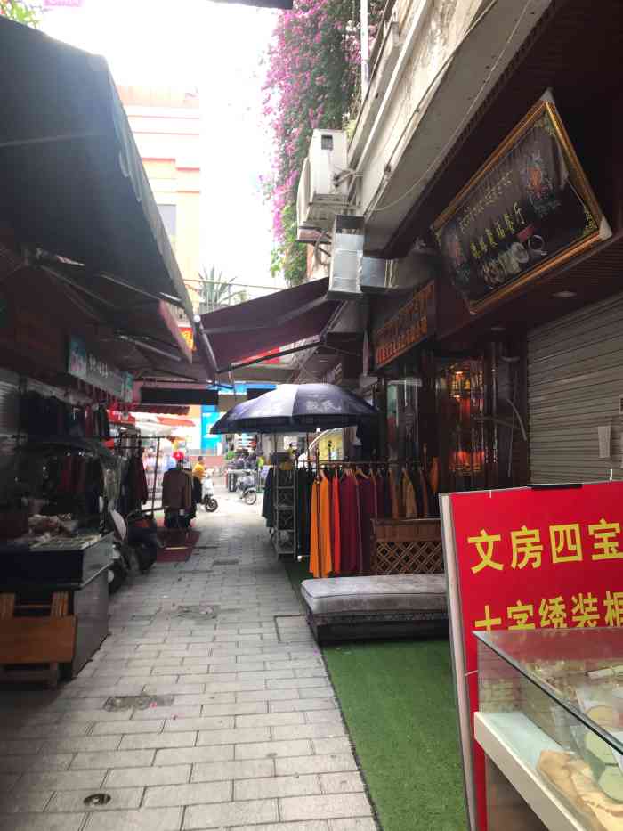 成都文物古玩市场(高升桥北街店)-"临街,一开始不知道