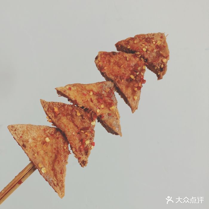 天下共享炸串坊臭豆腐图片