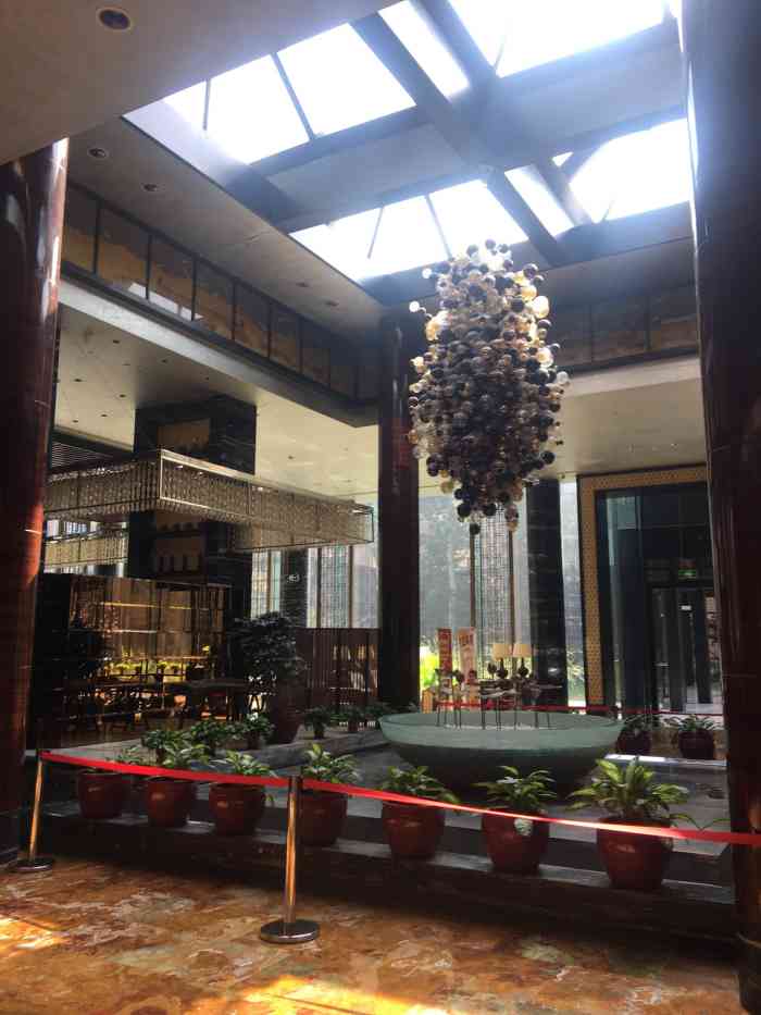 北京金霖酒店-"体验了一把核心地段的民宿,真心太好.