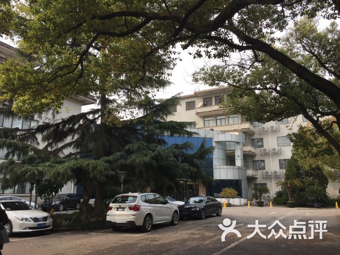 苏州大学东吴饭店停车场图片 第1张