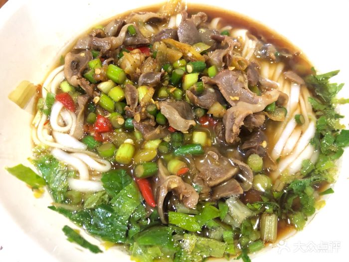 酸辣鸡杂粉