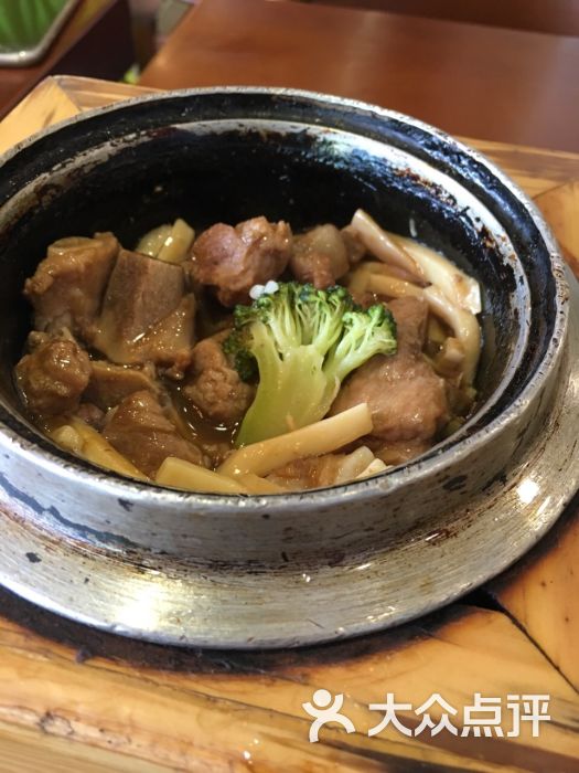 鲍汁排骨饭