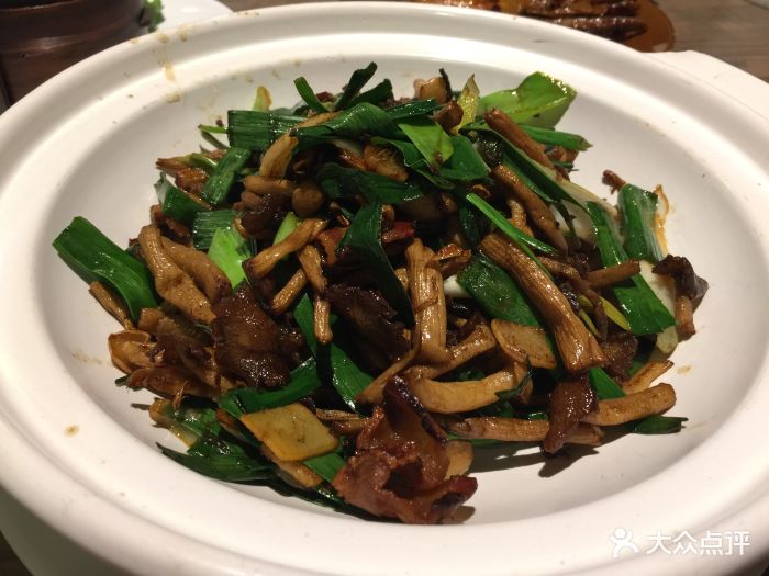 干锅杂菇