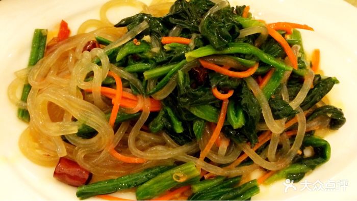 菠菜拌粉条