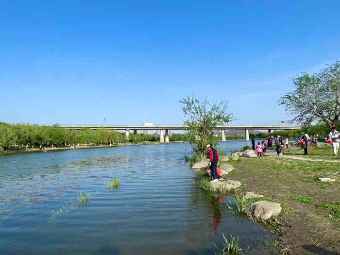 门城湖公园-"公园位于门头沟市区永定河畔永定河是.