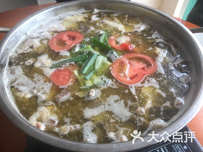 清汤涮牛肉火锅