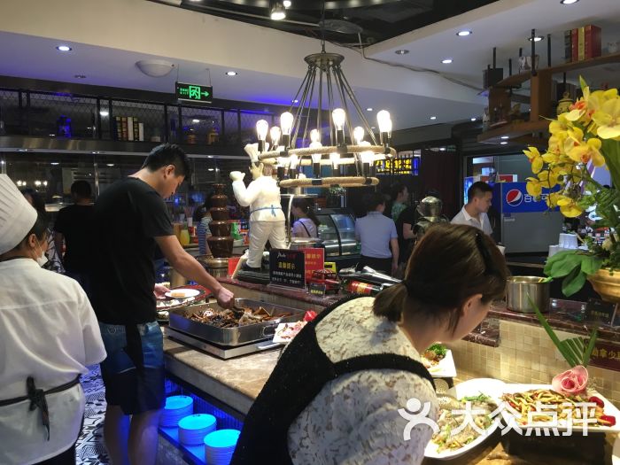 吉布鲁牛排·海鲜自助餐厅(大融城店)图片 - 第5张