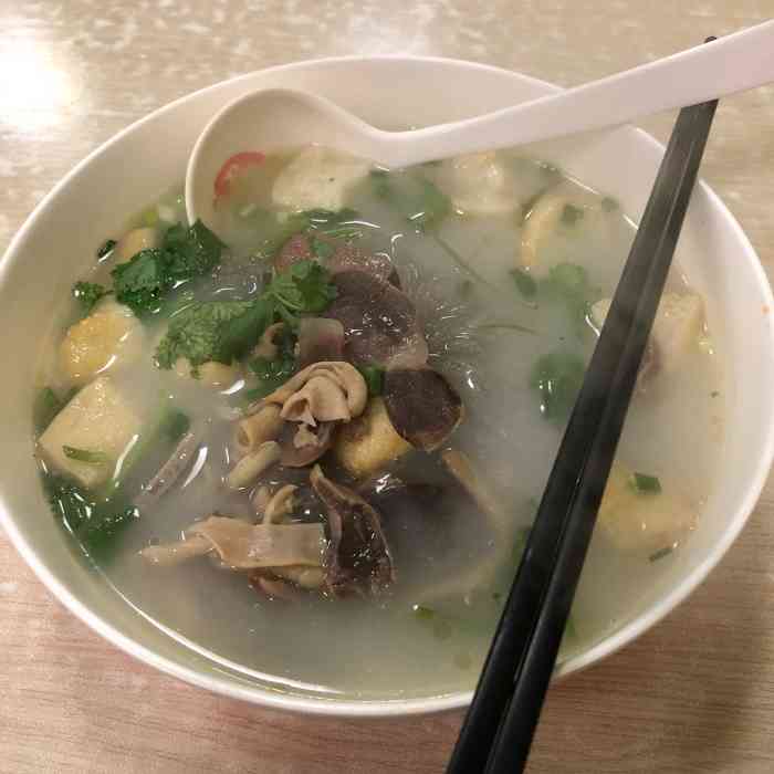 晚上看完电影吃夜宵,就在家附近