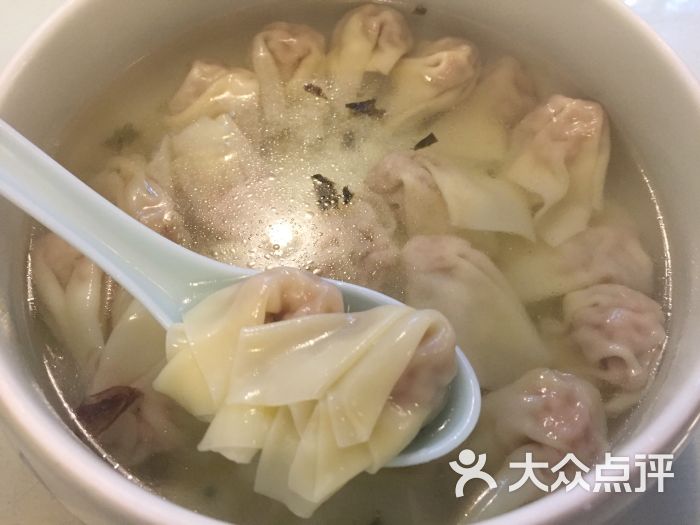 笋尖鲜肉小馄饨