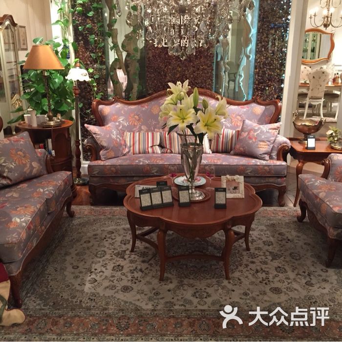 亚振家具