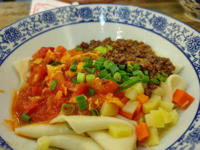 老陕西手擀面"好吃,家乡的味道都在这里,我的陕西面食情.