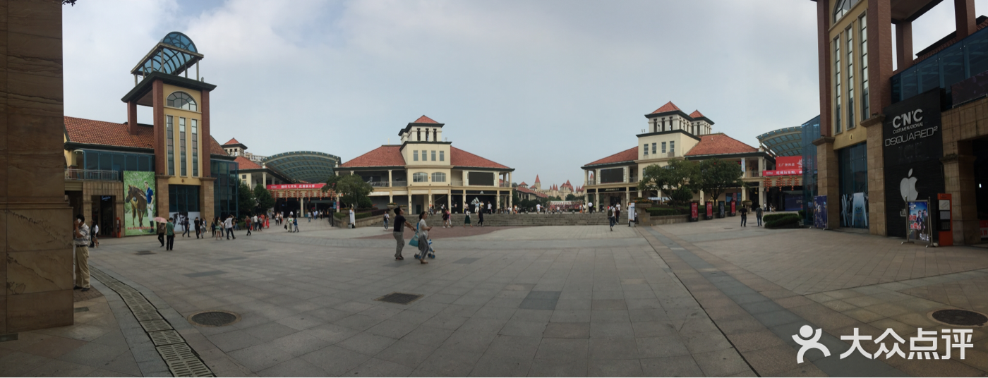 友阿奥特莱斯图片